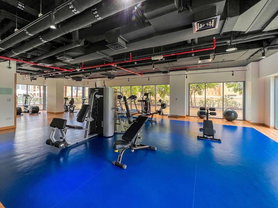 Vogue Downtown - Bellevue Towers Apartment Dubai Bagian luar foto