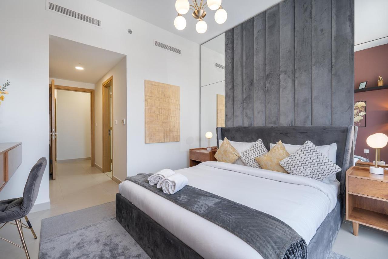 Vogue Downtown - Bellevue Towers Apartment Dubai Bagian luar foto