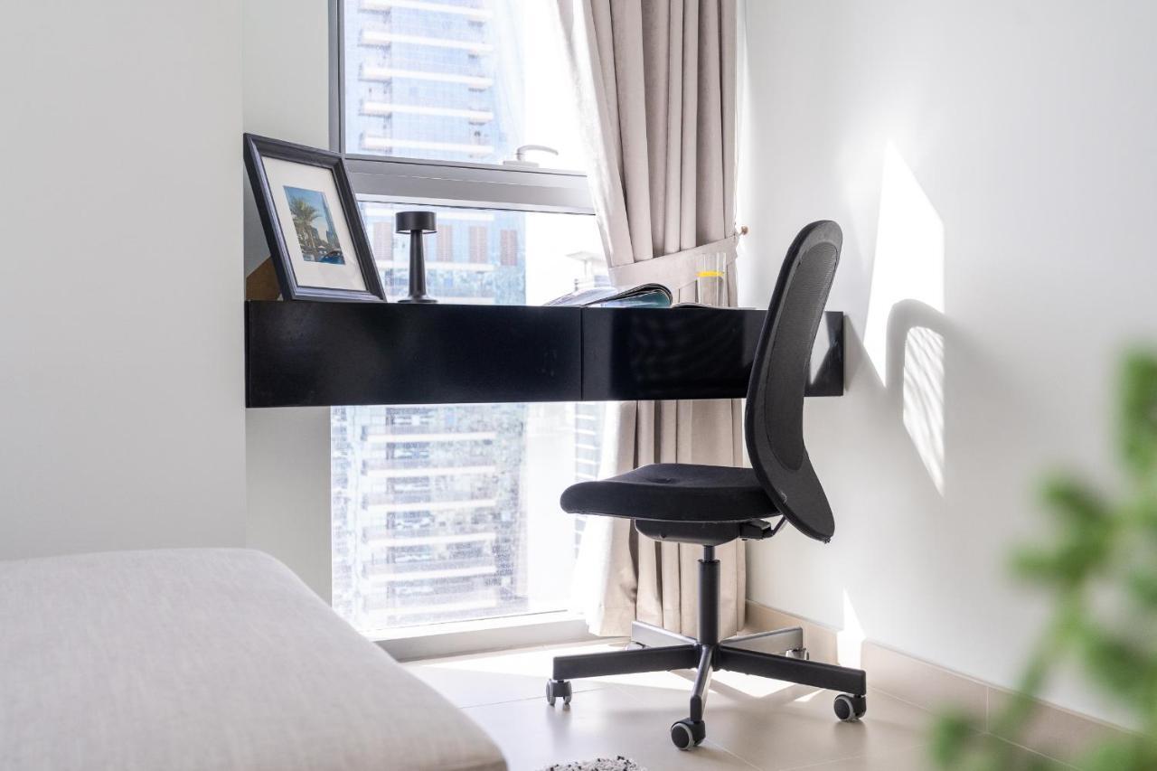 Vogue Downtown - Bellevue Towers Apartment Dubai Bagian luar foto
