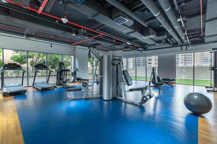 Vogue Downtown - Bellevue Towers Apartment Dubai Bagian luar foto