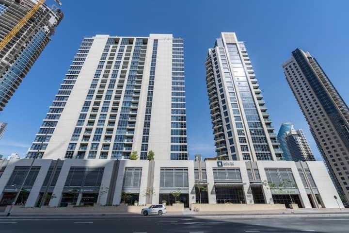 Vogue Downtown - Bellevue Towers Apartment Dubai Bagian luar foto